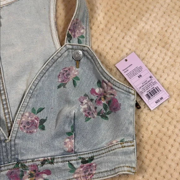 Wild Fable Green Fitted Crop Tank Top - Picture 3 of 8